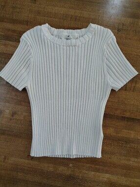 H&M White Ribbed Knit Short Sleeve Crewneck Top Kids Size 16-18